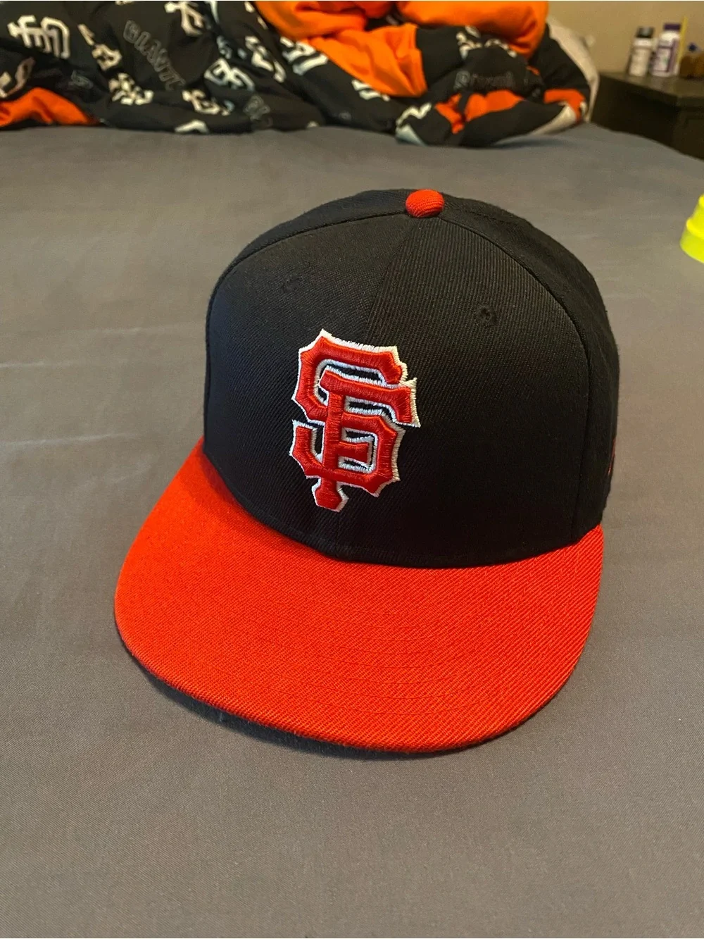 New Era SF Giants Baseball Cap - Black and Red